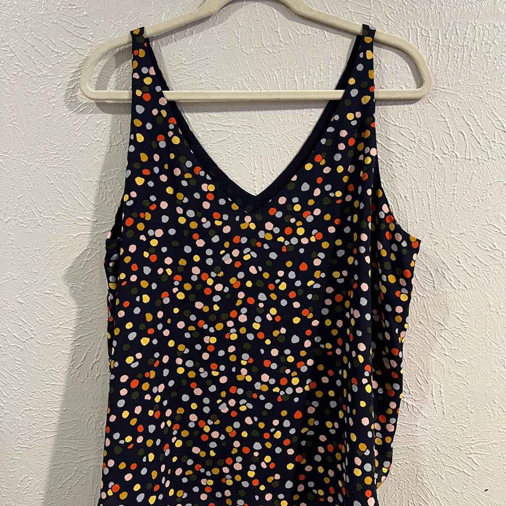 LOFT V Neck shell tank top